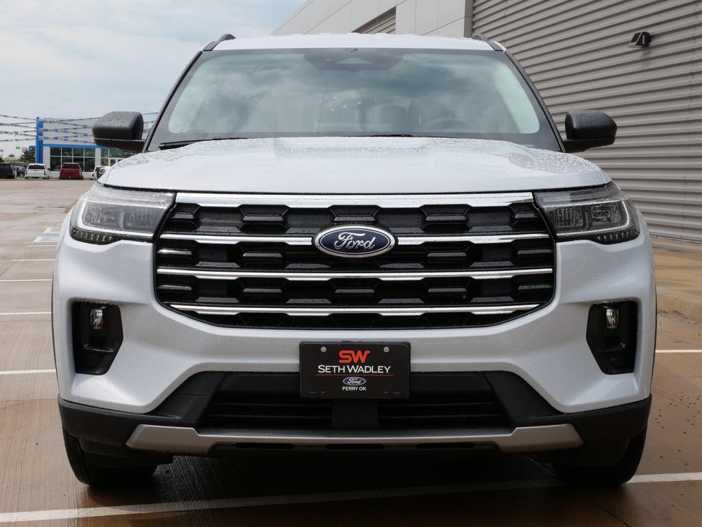 New 2026 Ford Explorer Active w/ Active Comfort Package AWD/4WD image 4