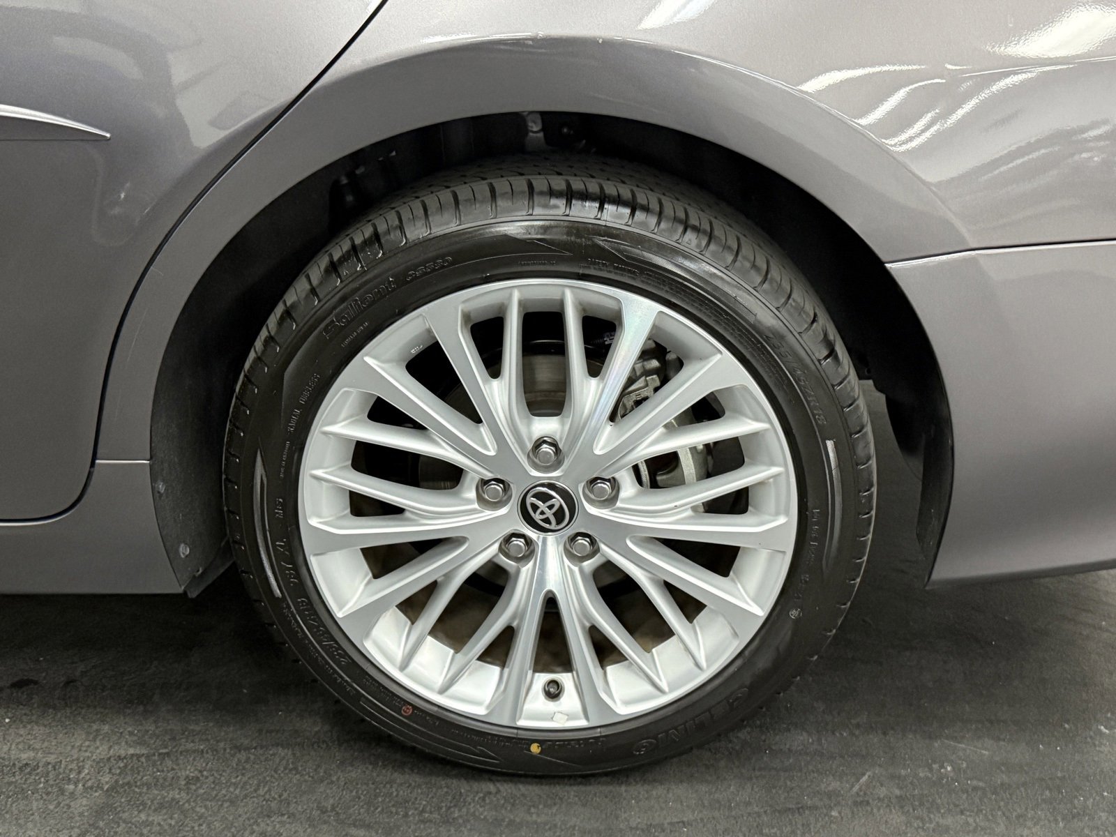 Used 2020 Toyota Camry XLE image 17