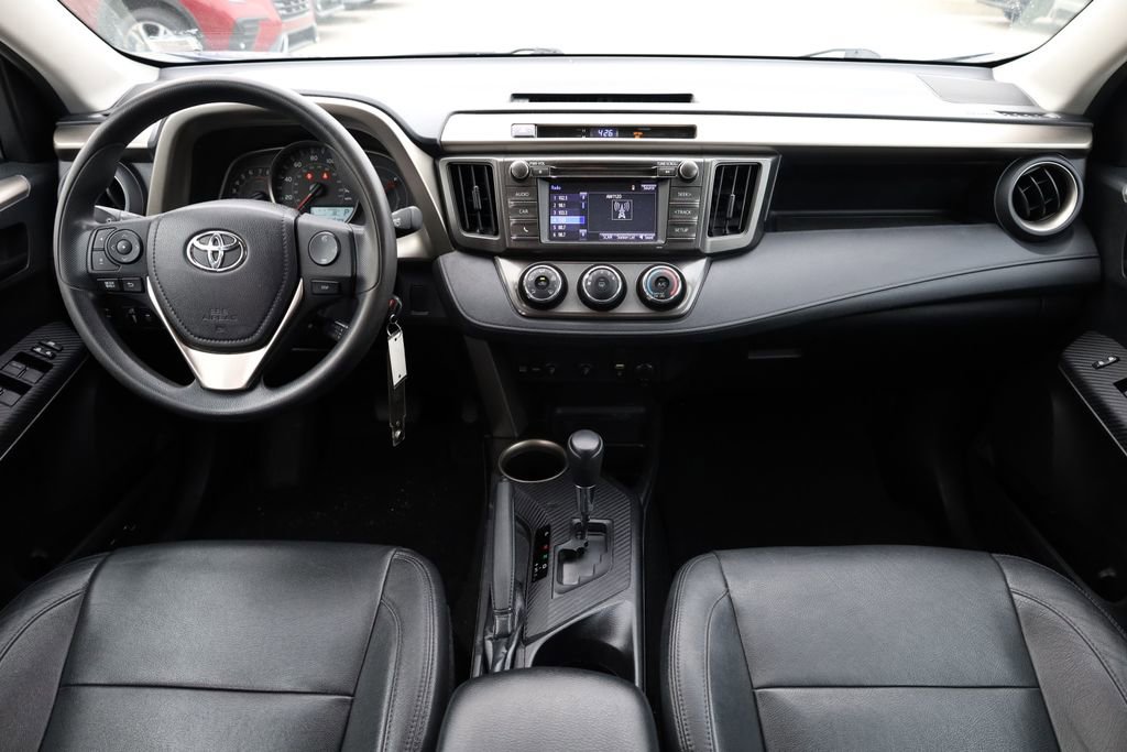 Used 2015 Toyota RAV4 LE image 20