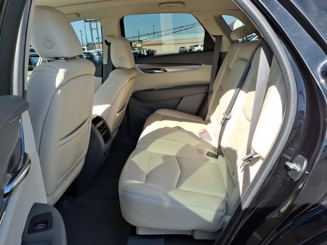 Used 2017 Cadillac XT5 Premium Luxury image 13
