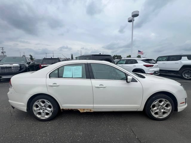 Used 2011 Ford Fusion SE w/ 202A Rapid Spec Order Code FWD image 6
