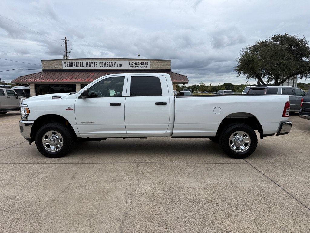 Used 2022 RAM 3500 Tradesman w/ Chrome Appearance Group AWD/4WD image 4