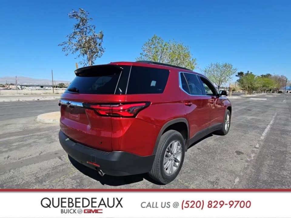 Used 2023 Chevrolet Traverse LT image 7