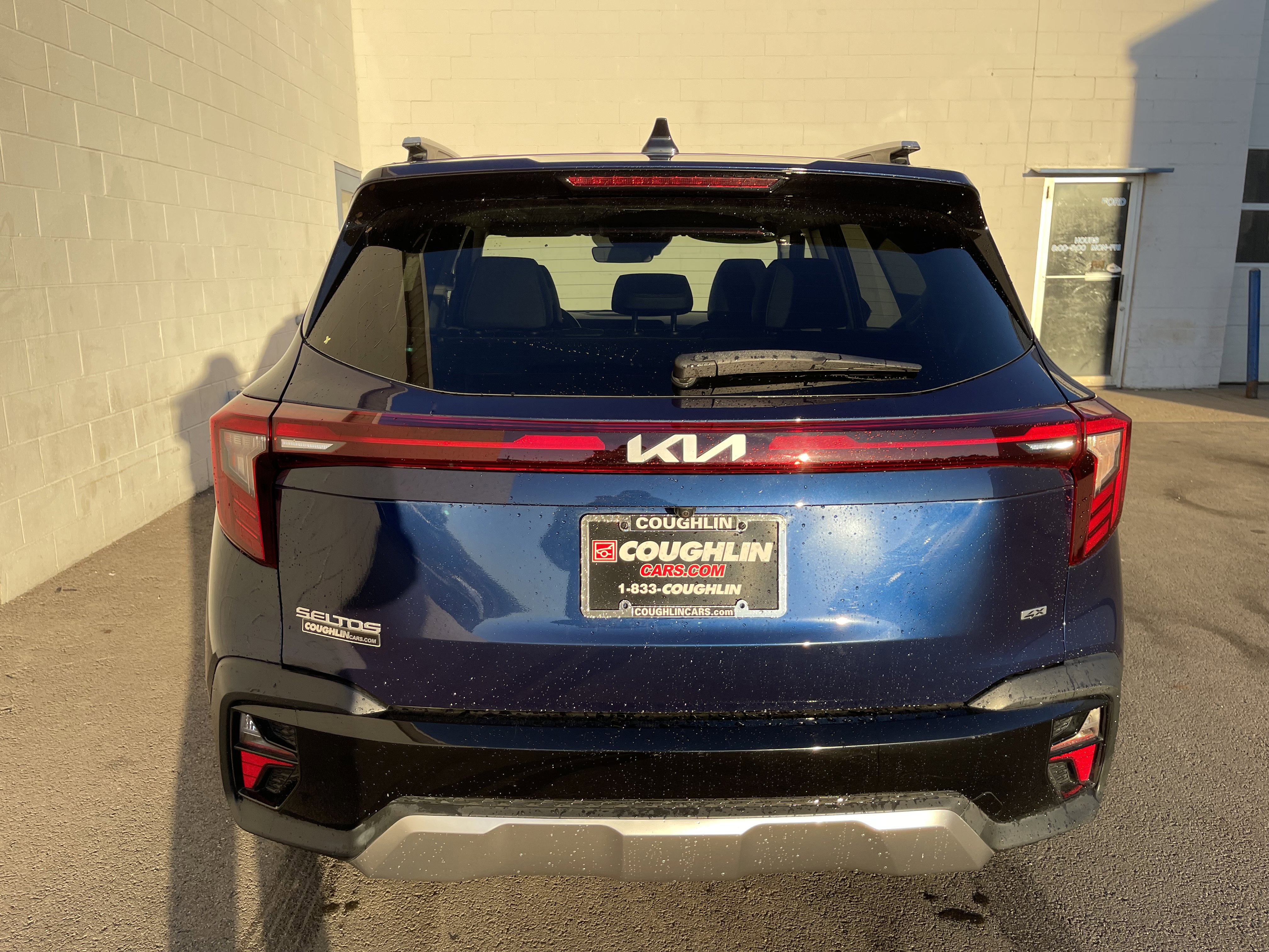 Used 2024 Kia Seltos EX image 6