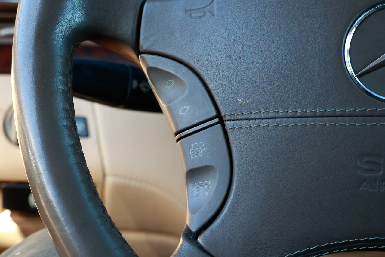 Used 2001 Mercedes-Benz S 600 image 25