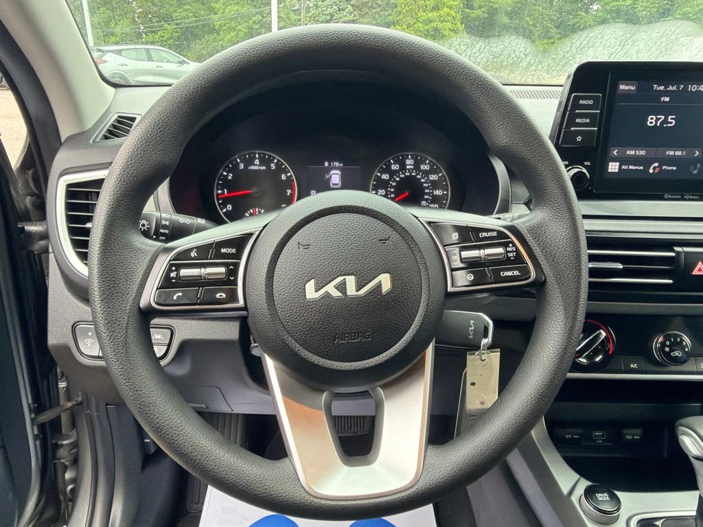 Used 2023 Kia Seltos LX AWD/4WD image 23