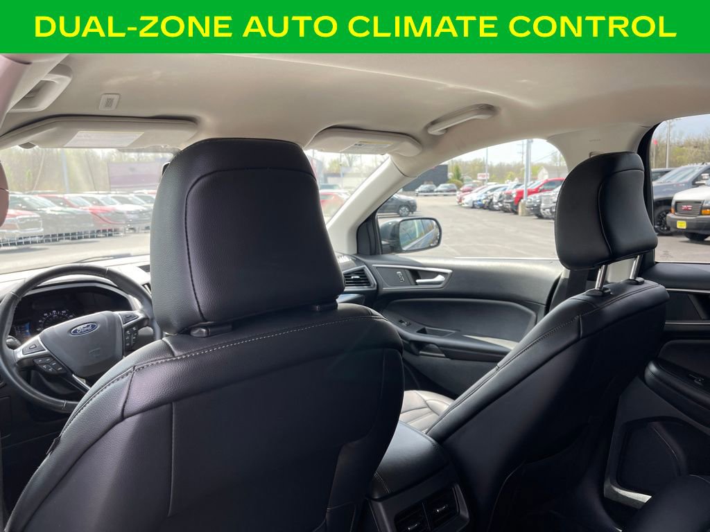 Used 2022 Ford Edge SEL image 17