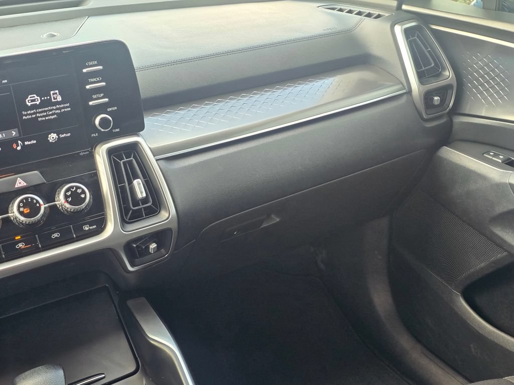 Used 2022 Kia Sorento LX FWD image 19