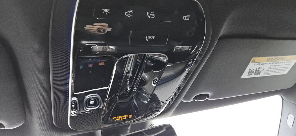 Used 2025 Mercedes-Benz C 36 AMG S image 39