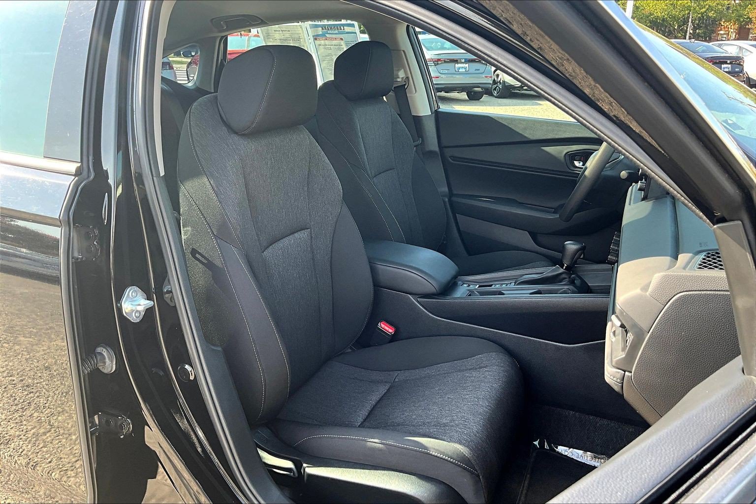 Used 2023 Honda Accord EX image 7