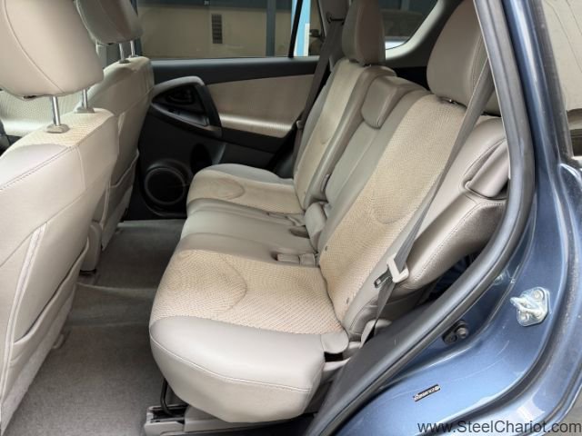 Used 2014 Toyota RAV4 EV image 16