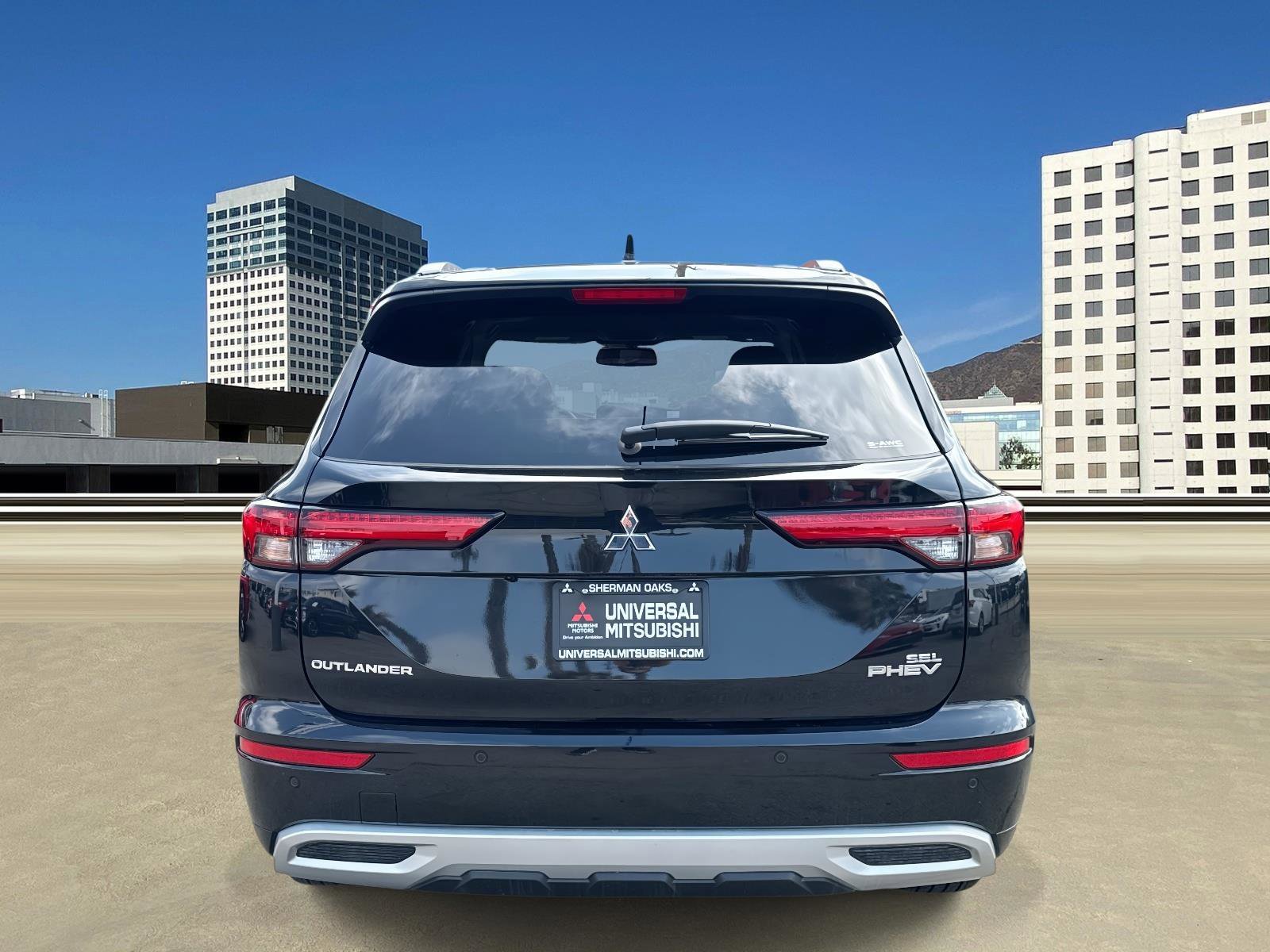 New 2025 Mitsubishi Outlander SEL image 5