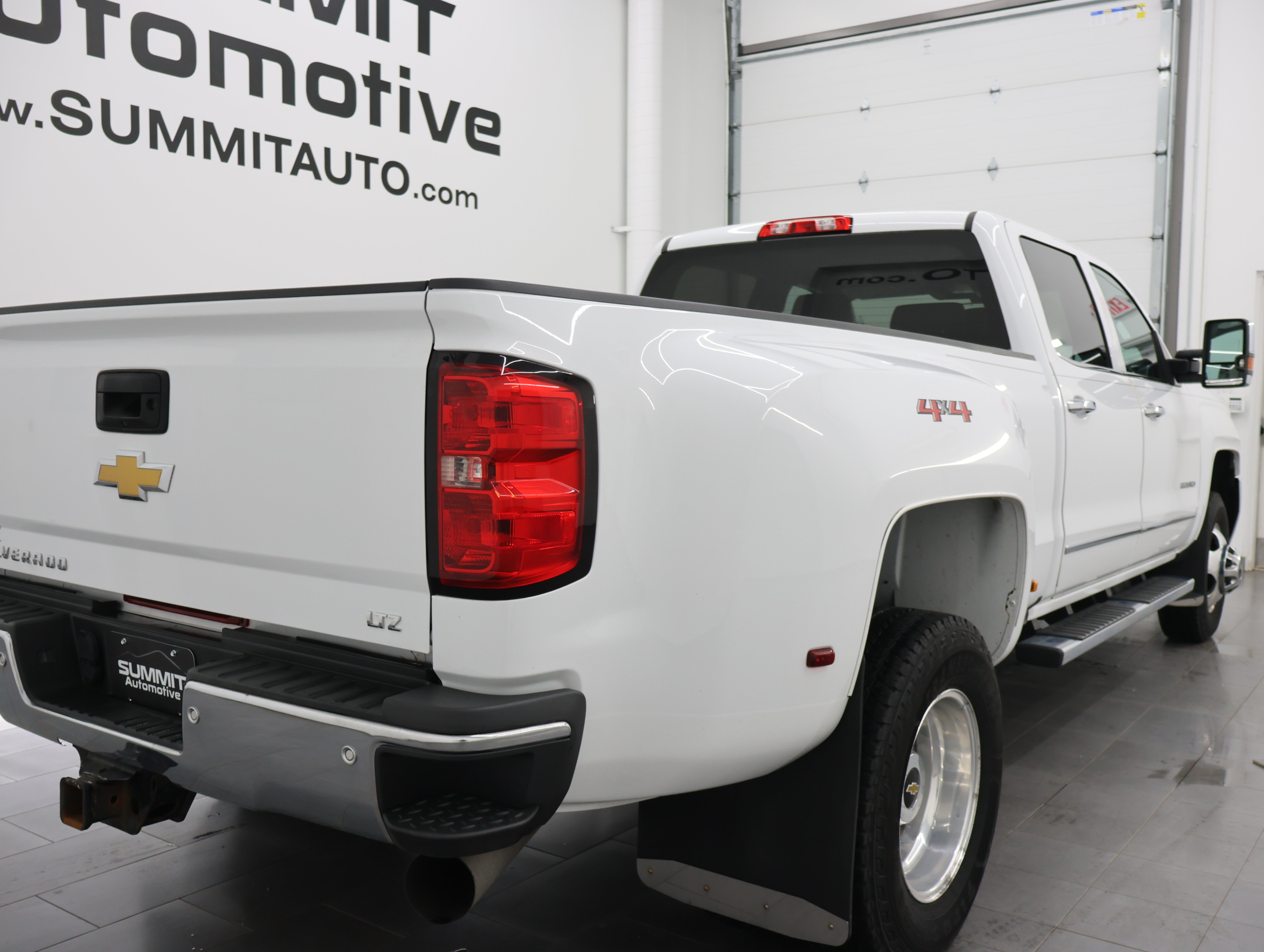 Used 2019 Chevrolet Silverado 3500 LTZ w/ Duramax Plus Package AWD/4WD image 4