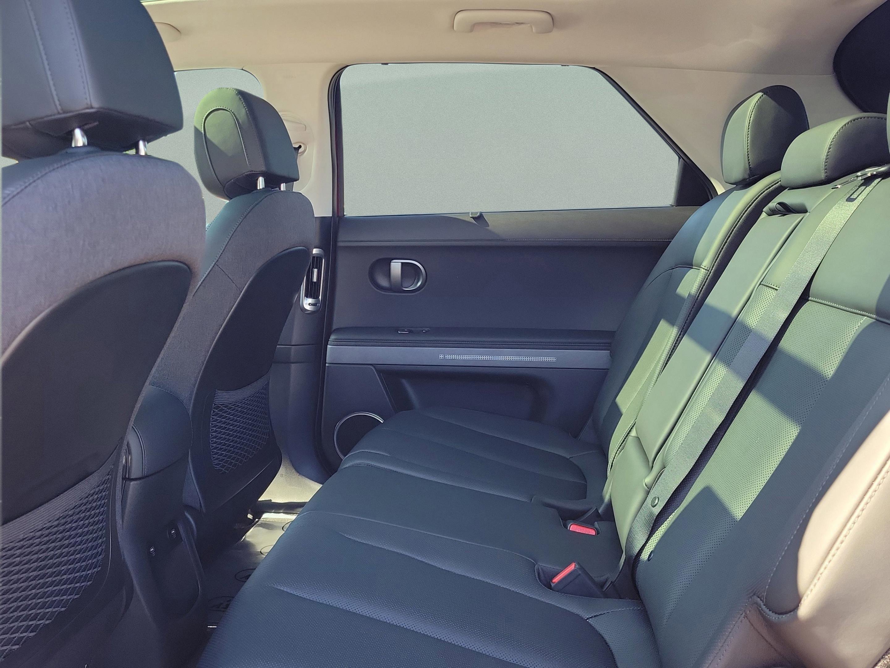 New 2026 Hyundai Ioniq 5 Limited image 12