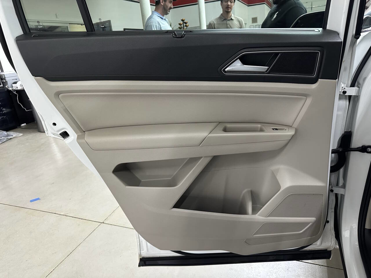 Used 2019 Volkswagen Atlas SEL R-Line image 12