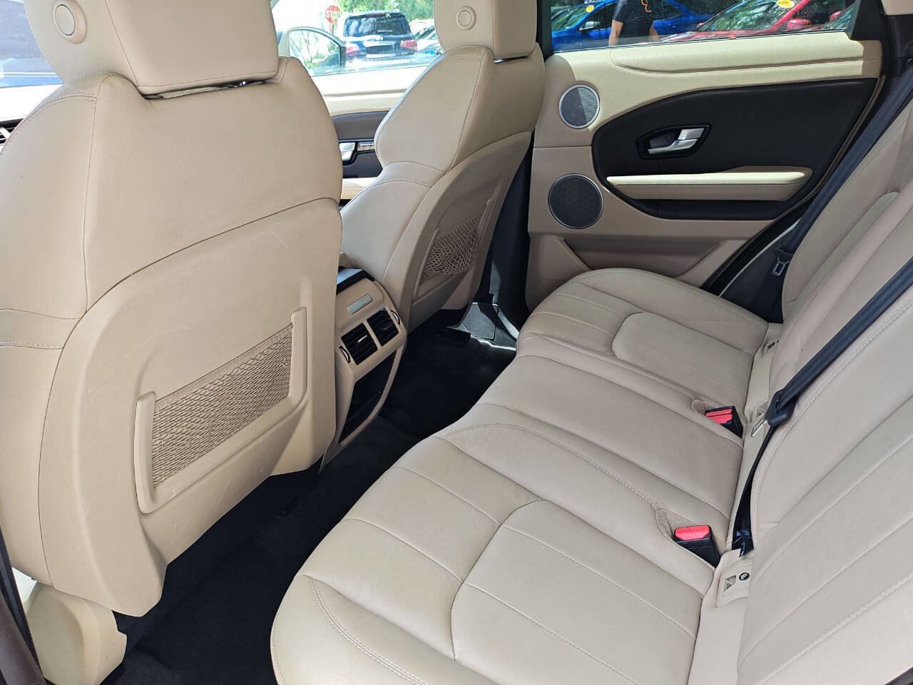 Used 2018 Land Rover Range Rover Evoque SE AWD/4WD image 38