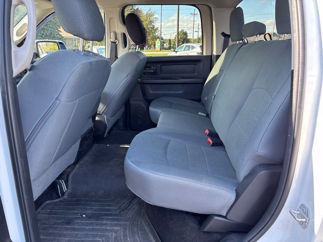 Used 2017 RAM 1500 ST w/ SXT Appearance Group AWD/4WD image 13