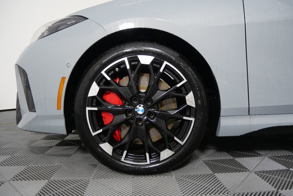 Used 2025 BMW M235i xDrive w/ Premium Package image 9