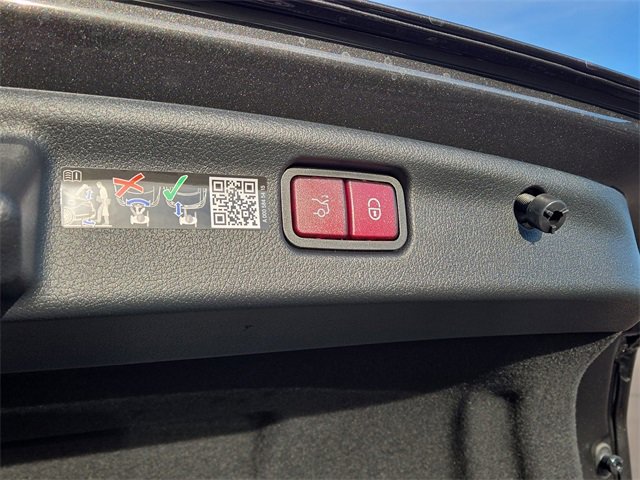 New 2026 Mercedes-Benz C 300 4MATIC Sedan image 30