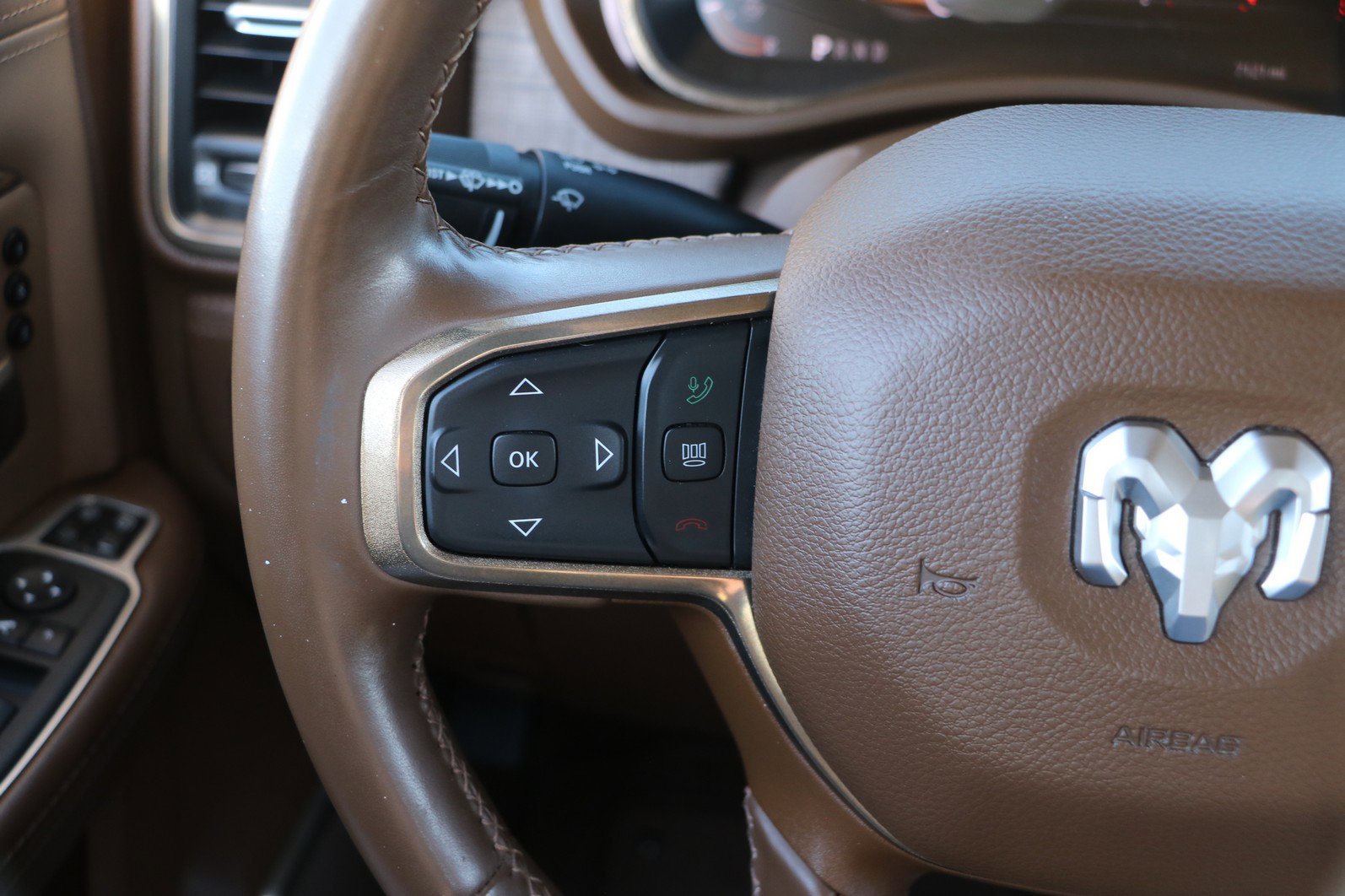 Used 2024 RAM 2500 Limited w/ Safety Group image 18