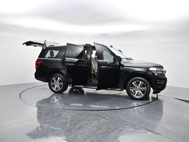 Used 2023 Ford Expedition Limited image 54