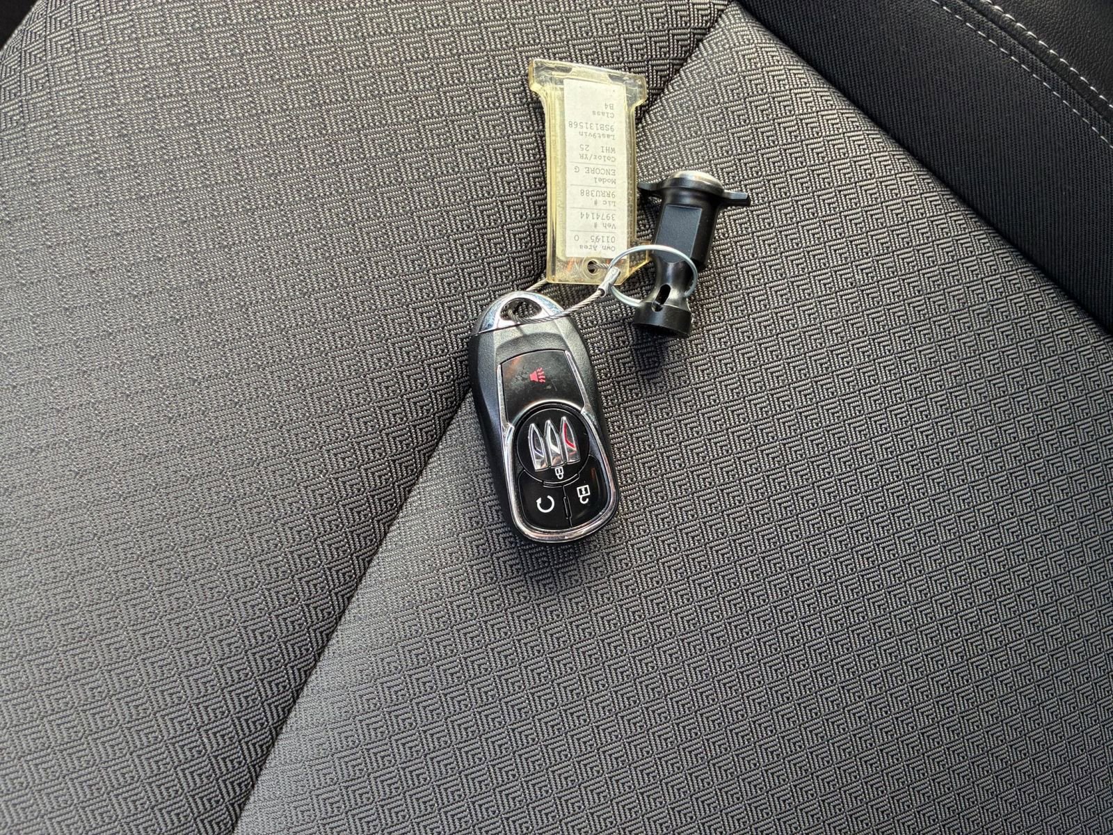 Used 2025 Buick Encore GX Preferred image 18