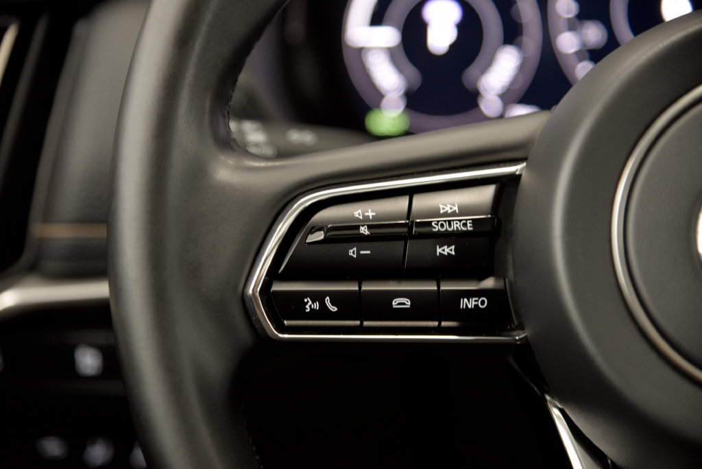 Certified 2024 MAZDA CX-90 Plug-In Hybrid w/ Premium Pkg AWD/4WD image 22
