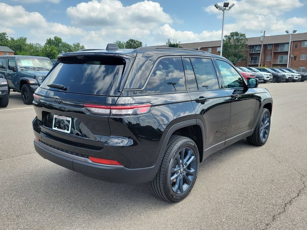 New 2026 Jeep Grand Cherokee Limited AWD/4WD image 4