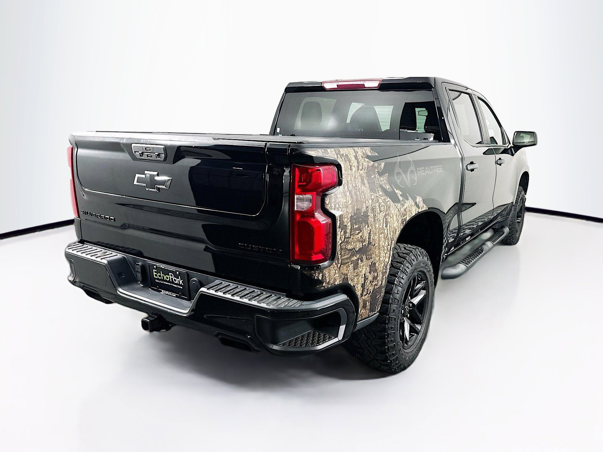Used 2021 Chevrolet Silverado 1500 Custom Trail Boss w/ Realtree Special Edition image 9