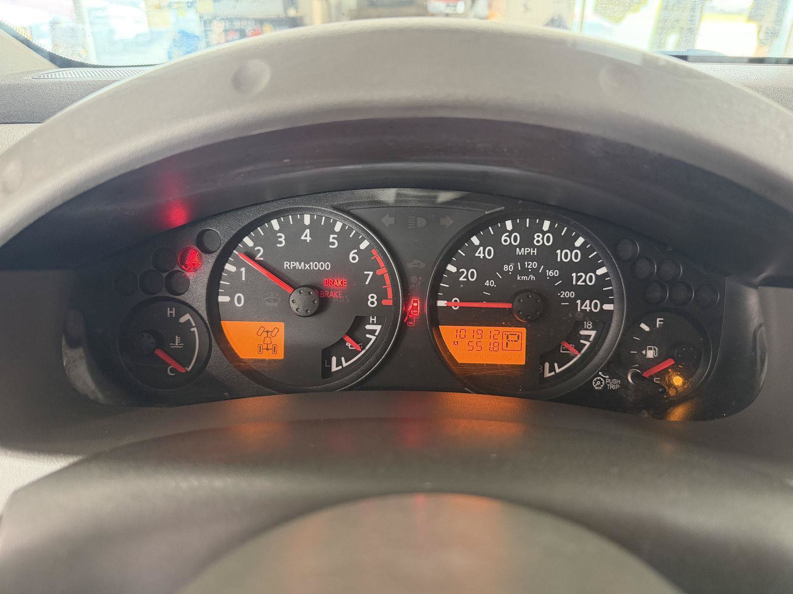 Used 2015 Nissan Xterra X AWD/4WD image 16