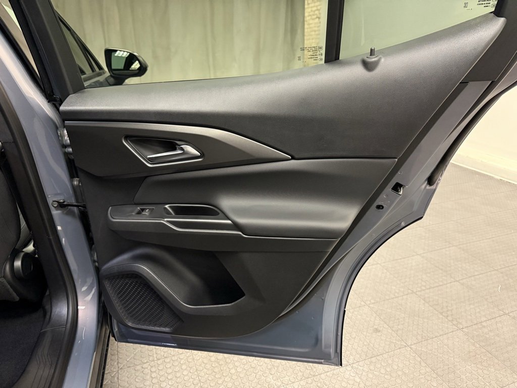 New 2026 Chevrolet Equinox EV LT image 19