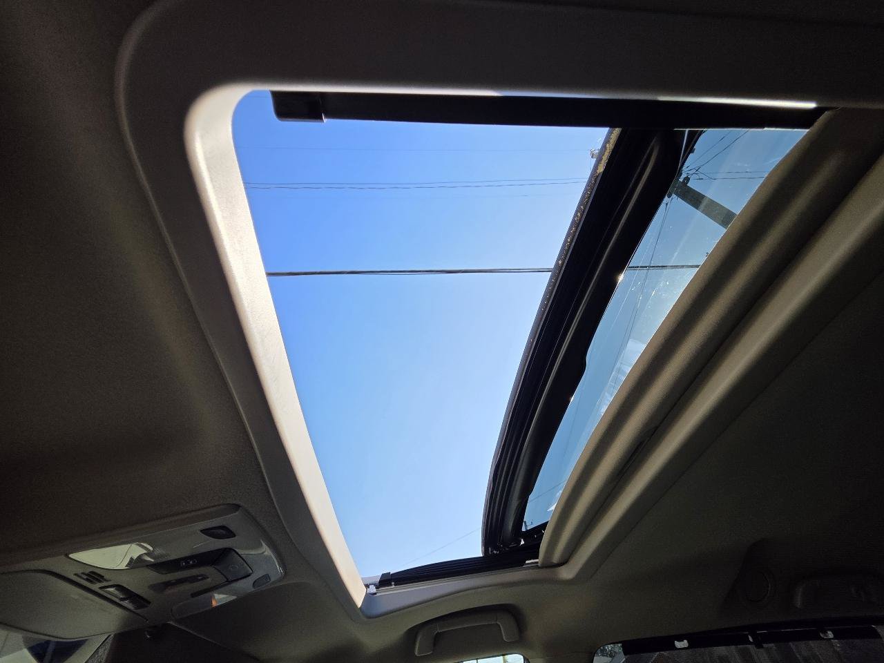Used 2013 Toyota Sienna XLE FWD image 53