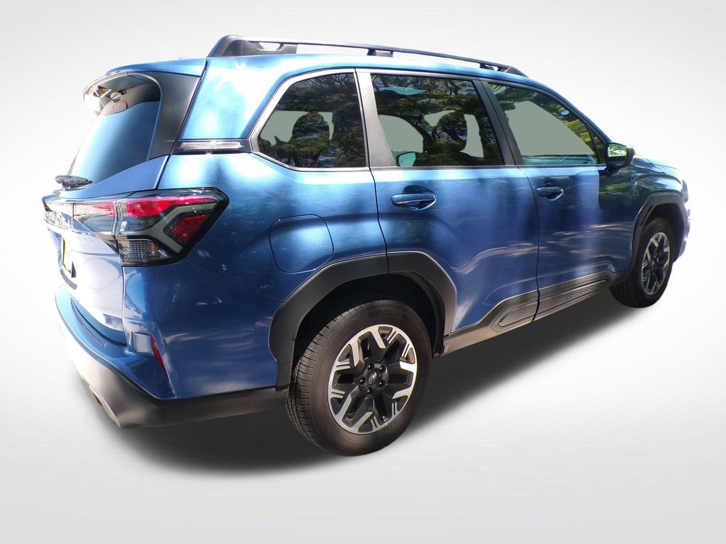 Used 2026 Subaru Forester Premium AWD/4WD image 7
