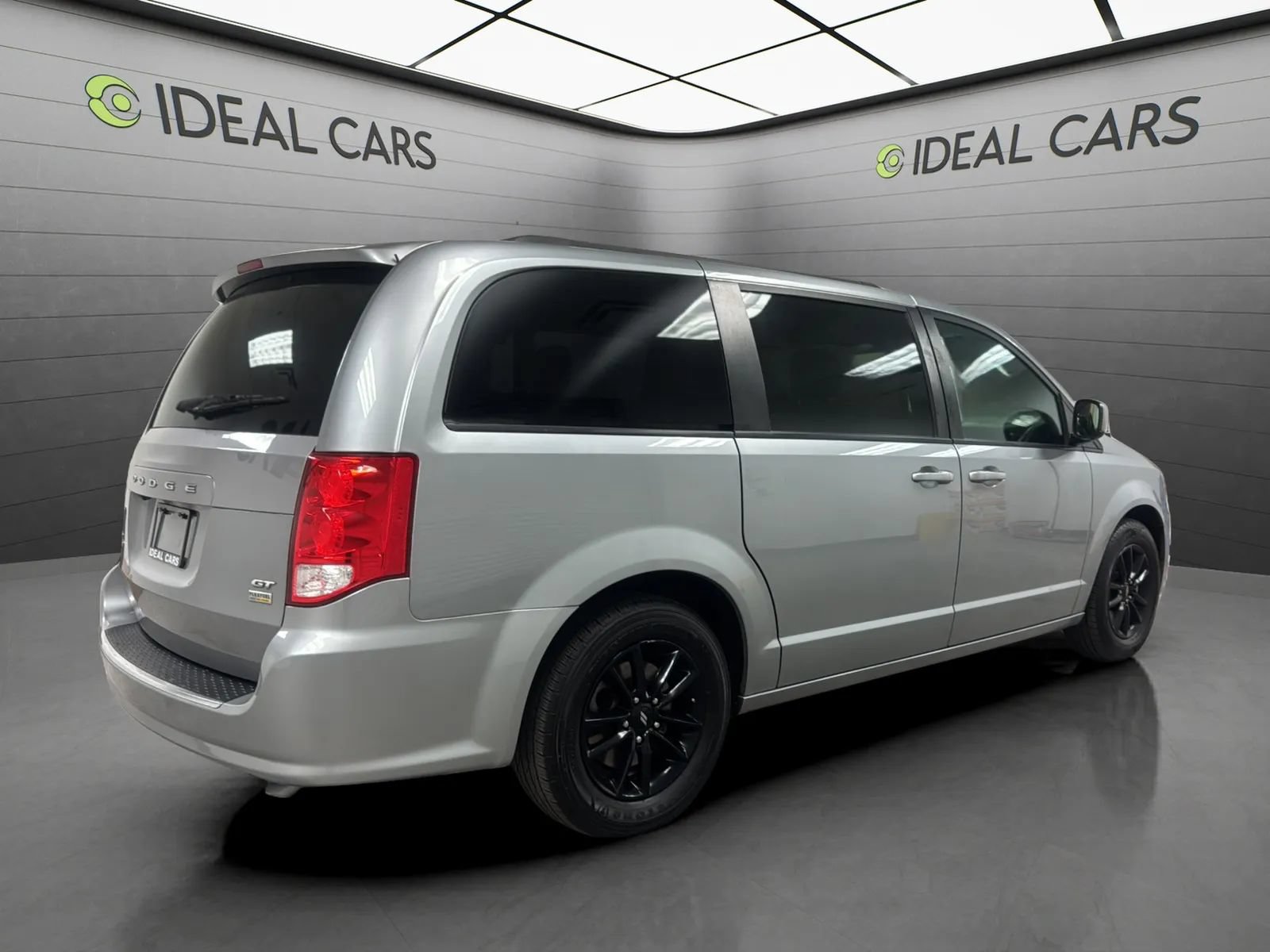 Used 2019 Dodge Grand Caravan GT FWD image 5