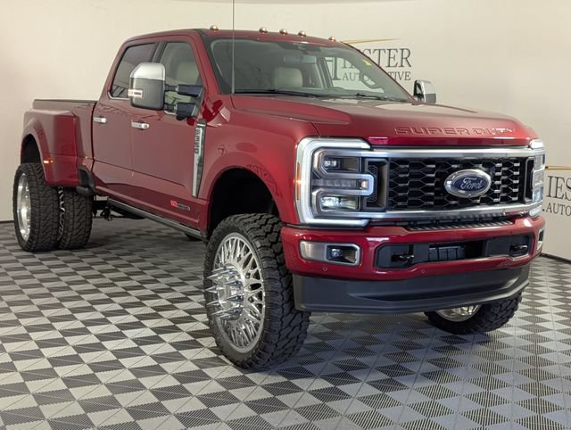 Used 2025 Ford F350 Platinum w/ Platinum Plus Package AWD/4WD image 2