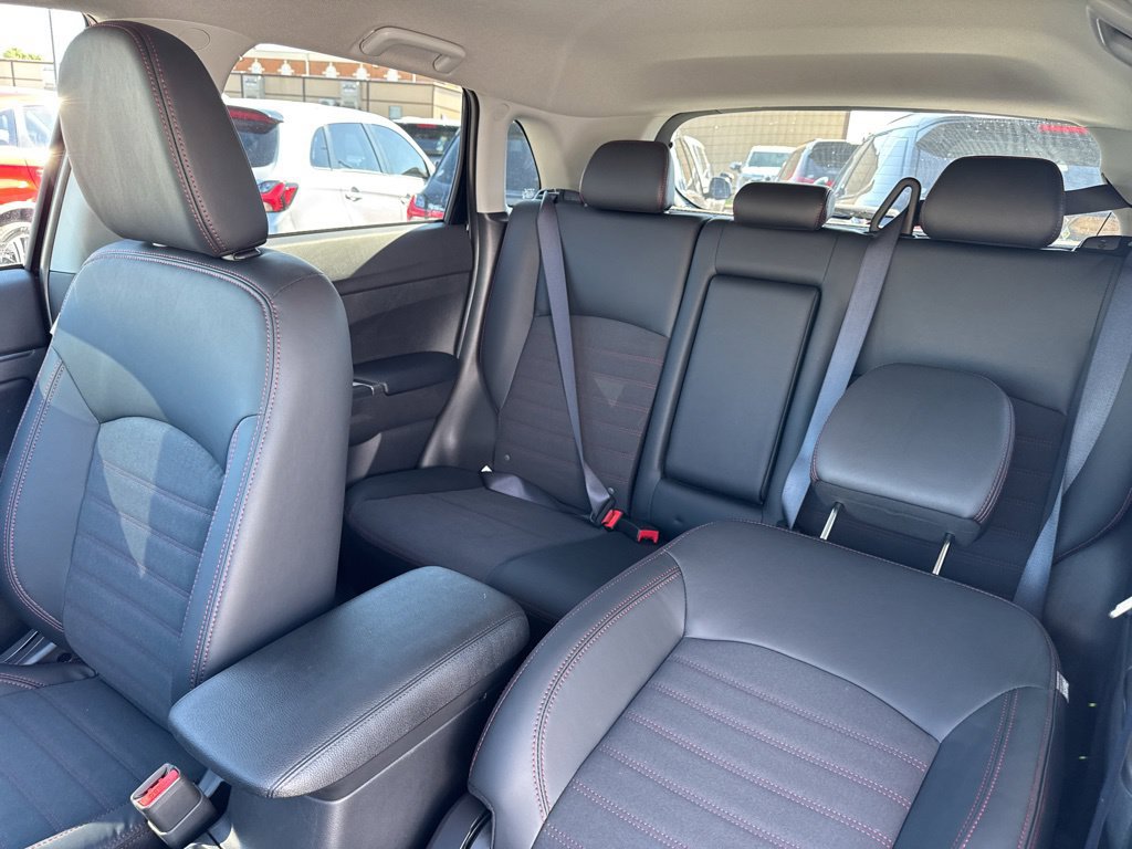New 2027 Mitsubishi Outlander Sport SE FWD image 30