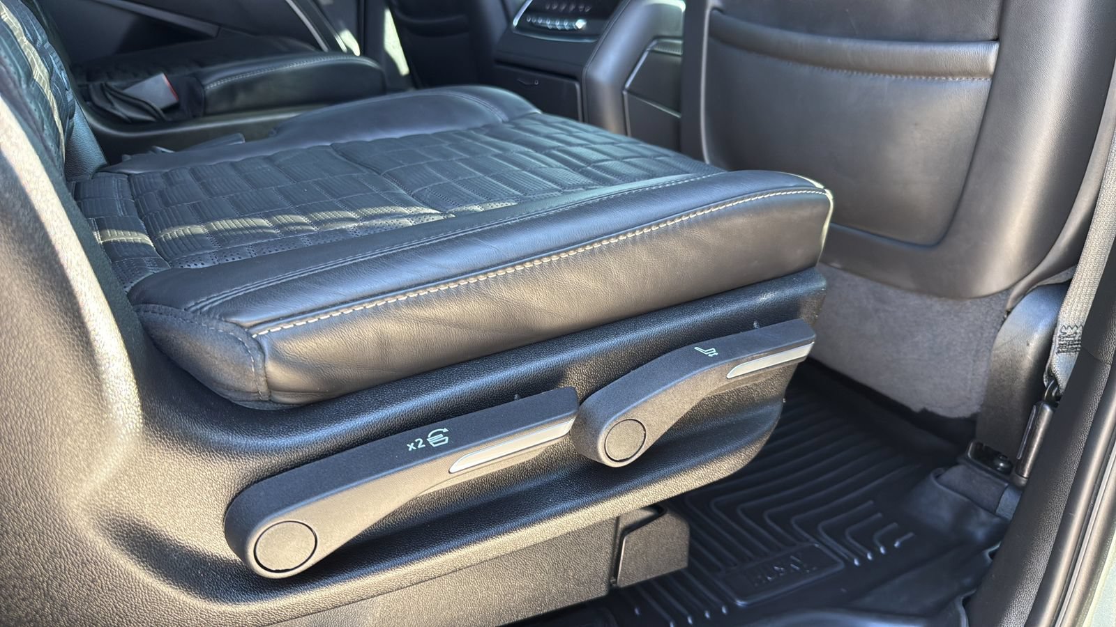 Used 2024 Cadillac Escalade Sport Platinum AWD/4WD image 26