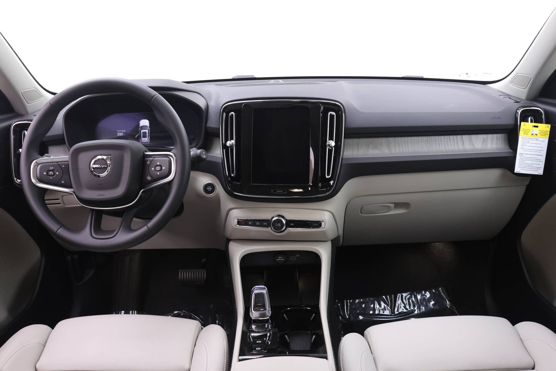 New 2026 Volvo XC40 B5 Plus w/ Protection Package Premier AWD/4WD image 8