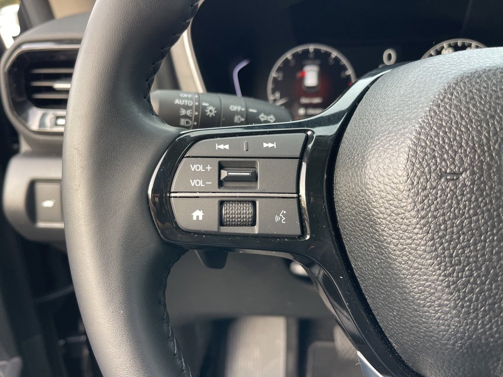 Certified 2025 Honda Pilot EX-L image 22