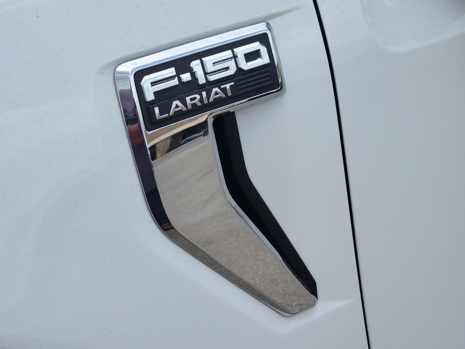 New 2026 Ford F150 Lariat w/ Equipment Group 501A Mid AWD/4WD image 12