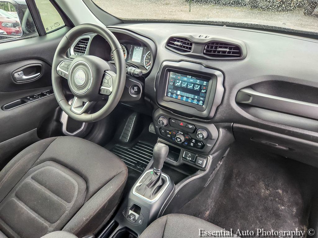 Used 2019 Jeep Renegade Latitude FWD image 20