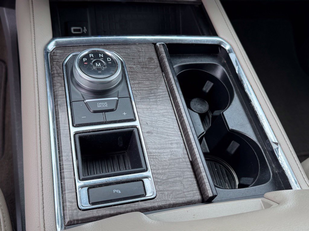 Used 2019 Ford Expedition Limited RWD image 26