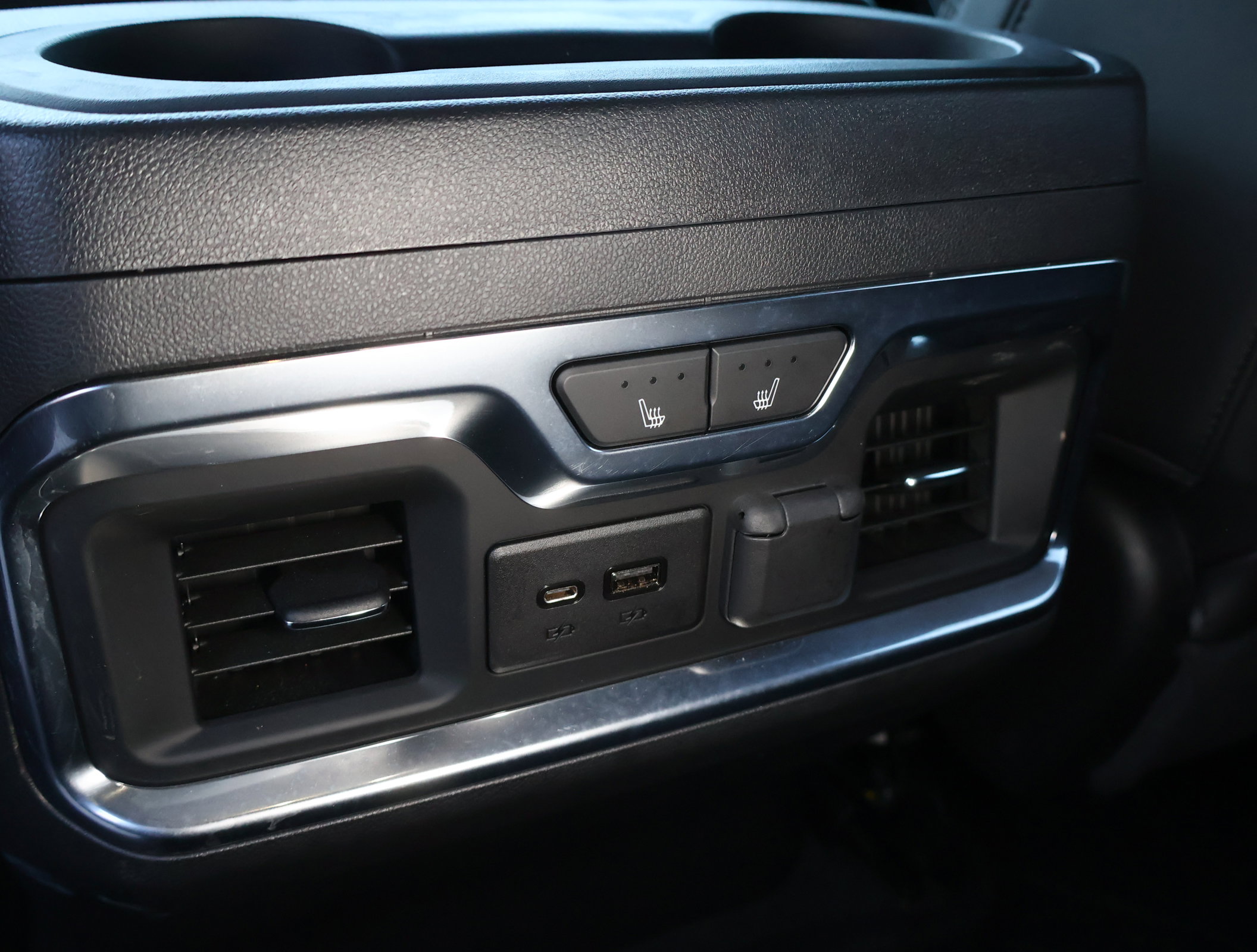 Used 2020 Chevrolet Silverado 1500 High Country w/ Technology Package image 29