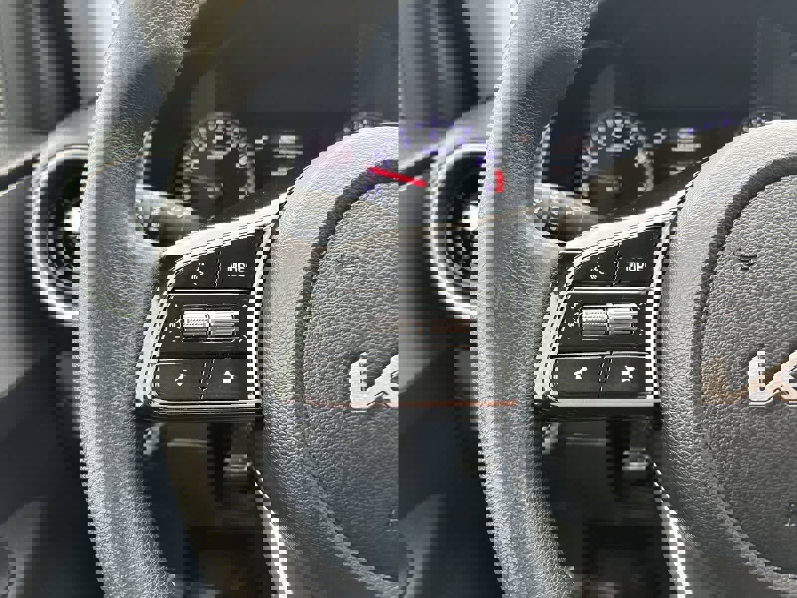 Used 2023 Kia Forte LXS image 12