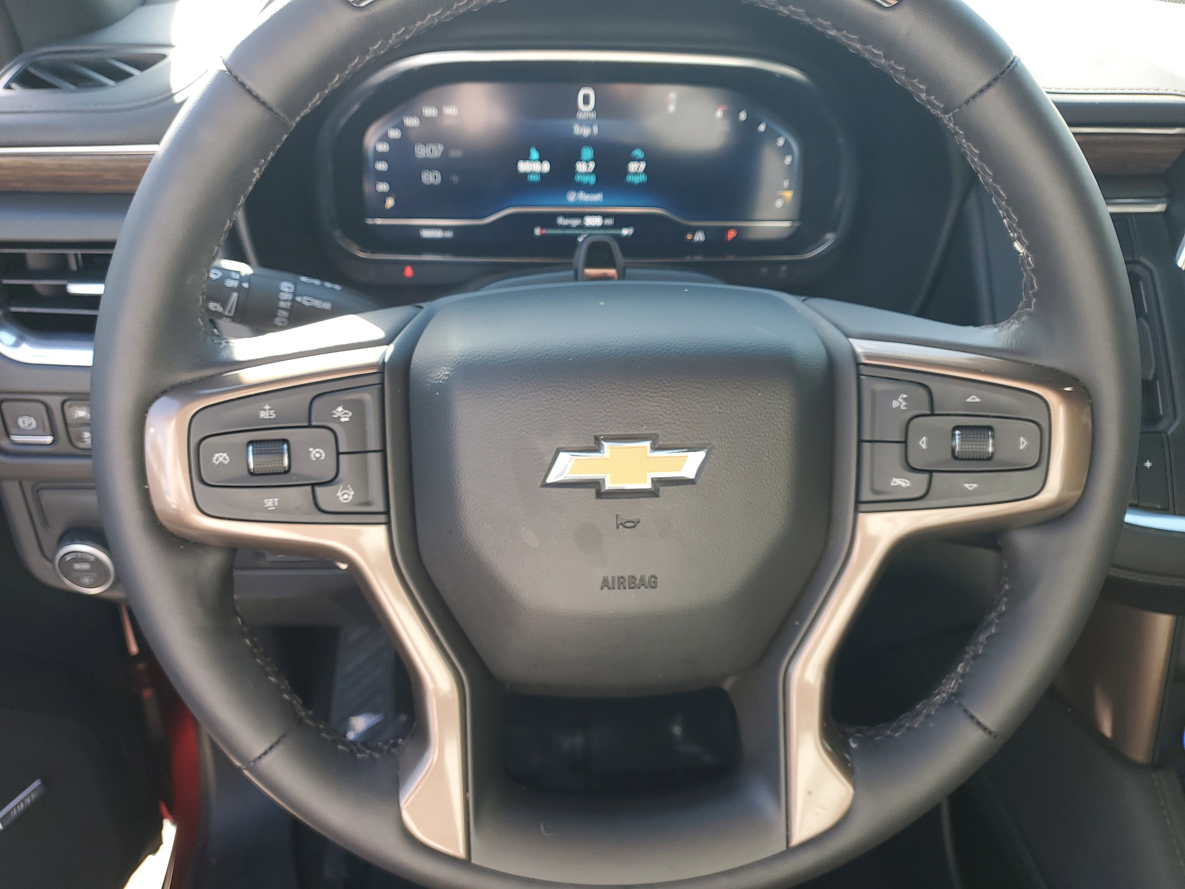 Used 2024 Chevrolet Tahoe High Country w/ Advanced Technology Package RWD image 27