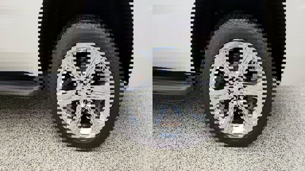 Used 2016 Chevrolet Tahoe LT w/ Luxury Package image 9