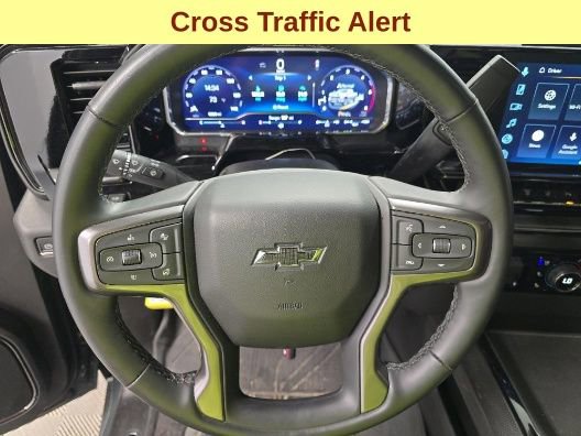 Used 2025 Chevrolet Silverado 2500 ZR2 w/ Technology Package AWD/4WD image 11