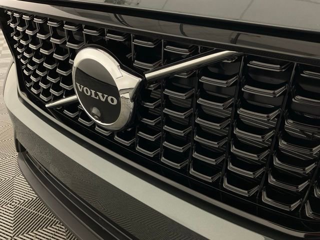 New 2026 Volvo XC40 B5 Ultra w/ Protection Package Premier AWD/4WD image 9