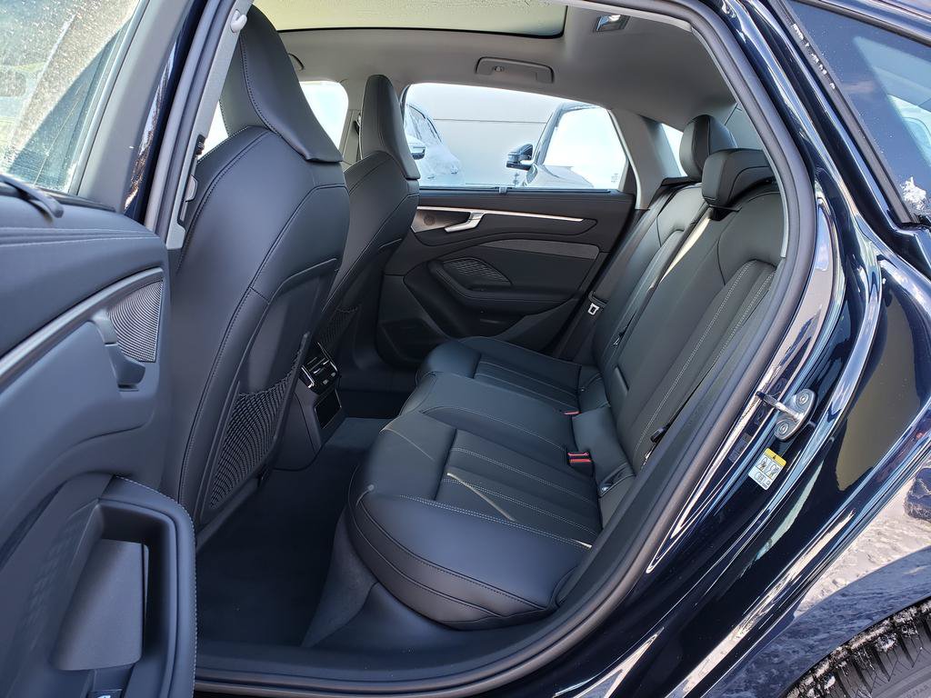 Used 2026 Audi A6 Premium Plus w/ Premium Plus Package AWD/4WD image 8