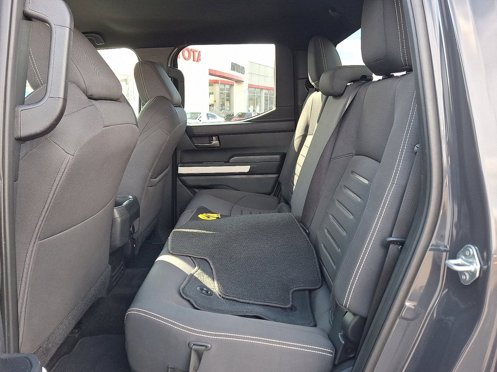 Certified 2024 Toyota Tacoma TRD Off-Road image 11